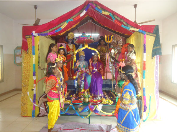 Karaikudi students's tableau show 