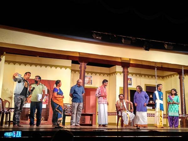 பட்டிமன்றக் குடும்பம்: பட்டிமன்றக் குடும்பம்: