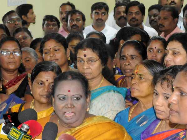 போலீசுக்கு போவதா? 
