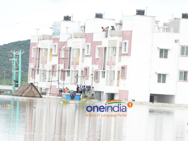 வெள்ள பாதிப்பு கட்டுப்பாட்டு அறை: