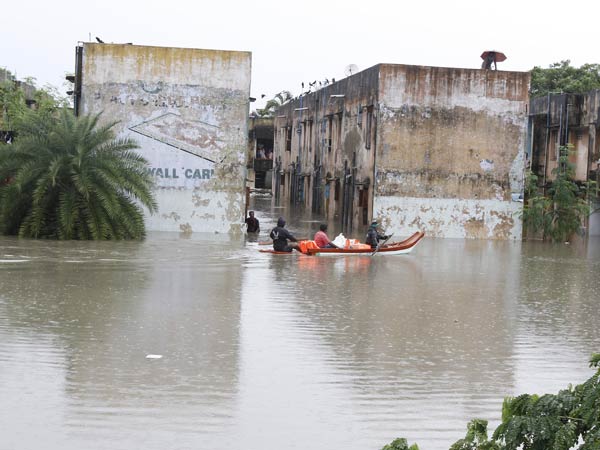 ஐ.ஏ.எஸ். அதிகாரிகள் ஐ.ஏ.எஸ். அதிகாரிகள்