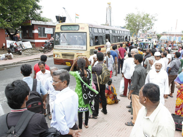 கையில் பணமில்லை