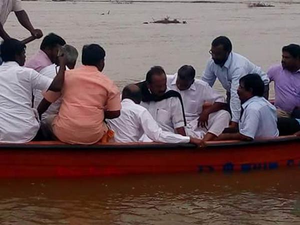 PWF leaders distribute relief materials in Irumpulicheri Island
