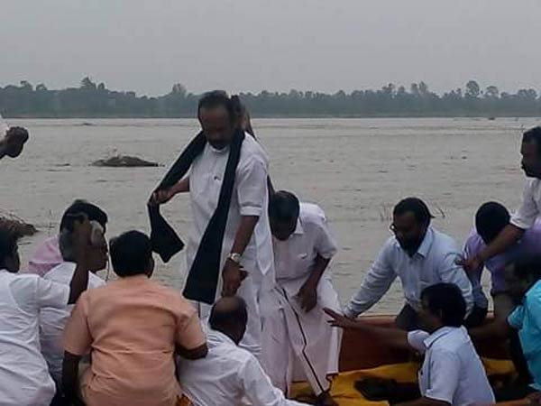 PWF leaders distribute relief materials in Irumpulicheri Island