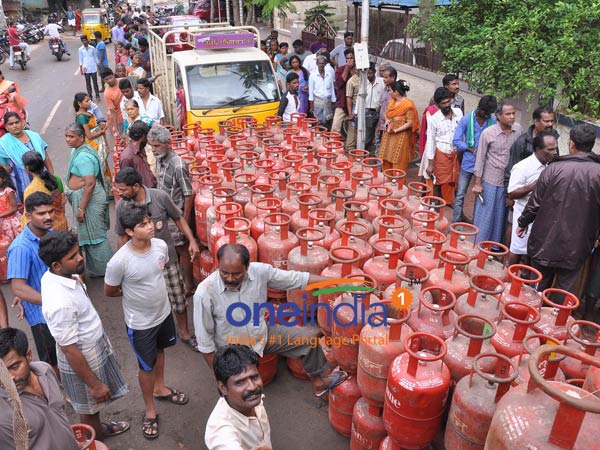 இன்றும் இண்டேன் சிறப்பு முகாம்கள் நடைபெறும் இடங்கள்: