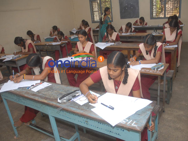 அரையாண்டுத் தேர்வு ஒத்திவைப்பு