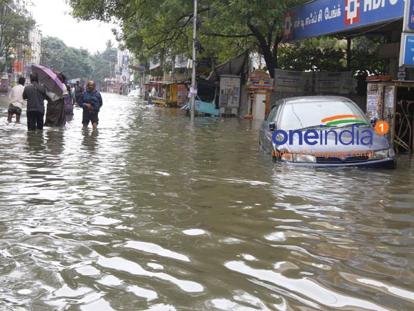 பொதுப்பணித்துறை எச்சரித்திருந்தும்...