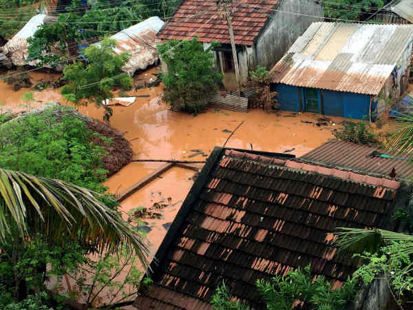 நீரில் மிதக்கும் கிராமங்கள்