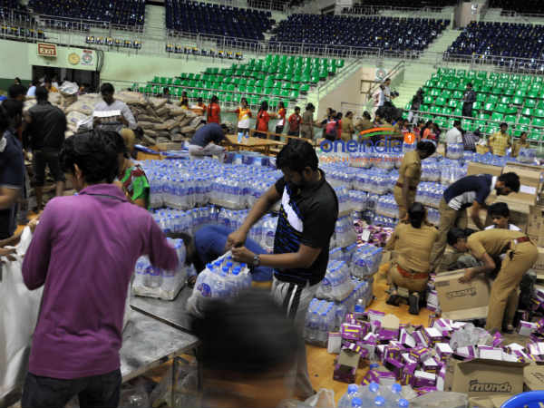 இதுவரை 1290 மெட்ரிக் டன் பொருட்கள்