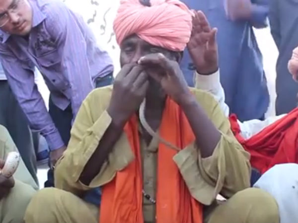 மூக்கு வழியாக விட்டு...