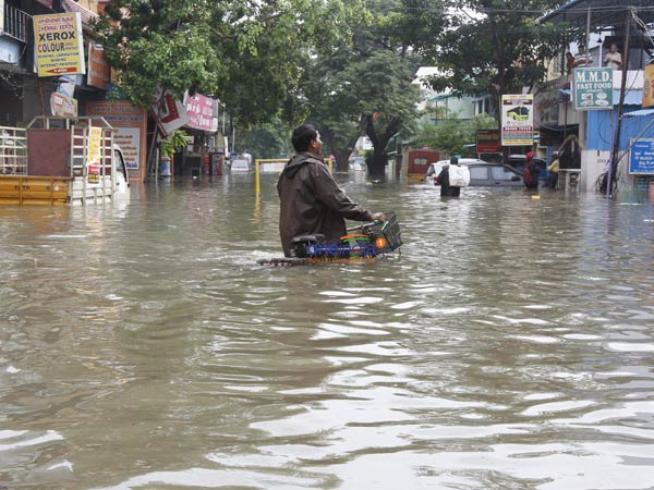 அதிக நீர் அதிக நீர்