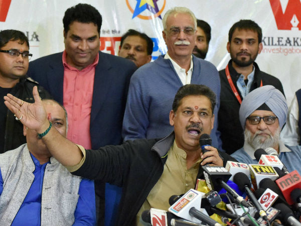 போலி நிறுவனங்கள்