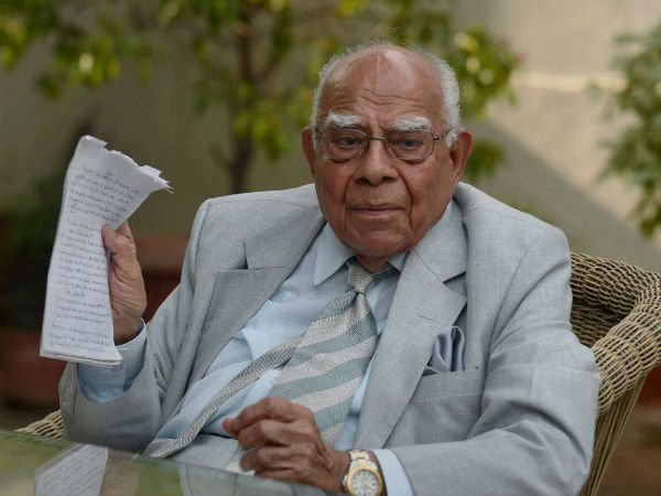 Ram Jethmalani to defend Arvind Kejriwal against Arun Jaitley Ram Jethmalani to defend Arvind Kejriwal against Arun Jaitley