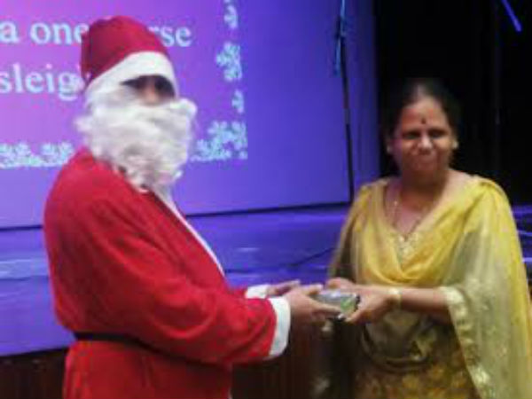 Christmas celebrated in Indian consulate in Dubai