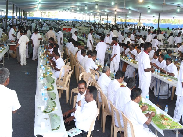 ADMK GB meet comes with 14 resolutions