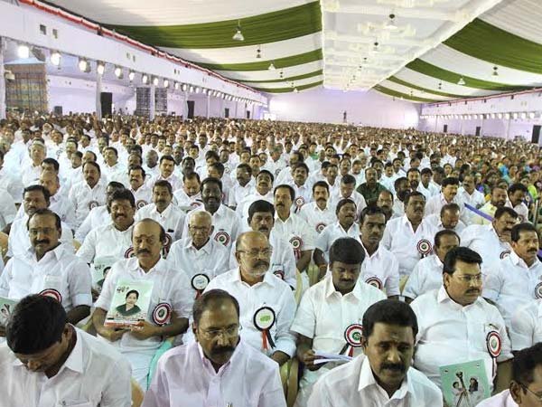 மக்களைப் பற்றி கவலையே இல்லை 