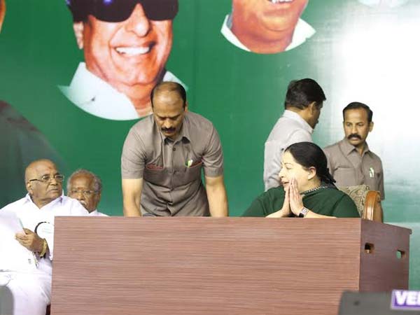 ஜெயலலிதா