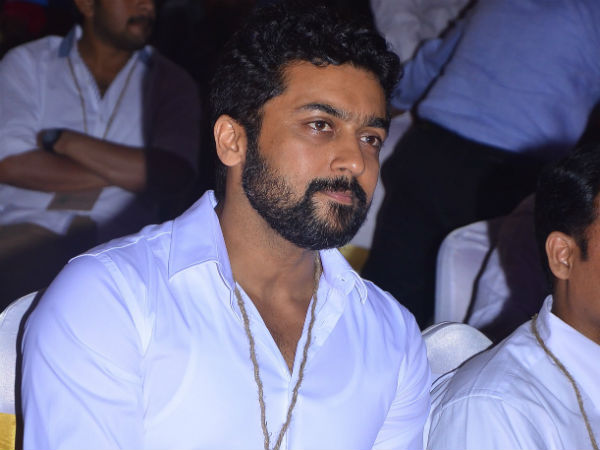 மனிதர்களைக் காக்கிறது...