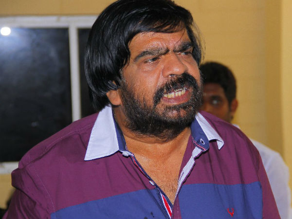 வெடிகுண்டு புரளி