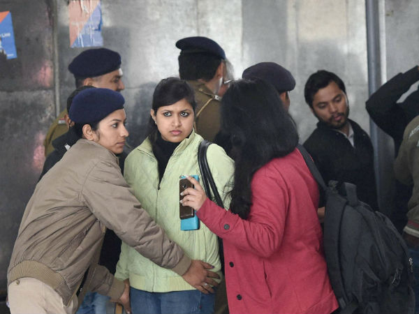 Bomb scare at New Delhi Railway station; many trains halted, some diverted