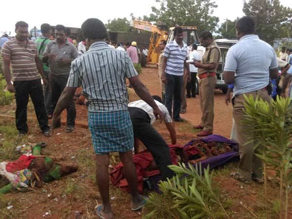 10 people dies when bus got accident