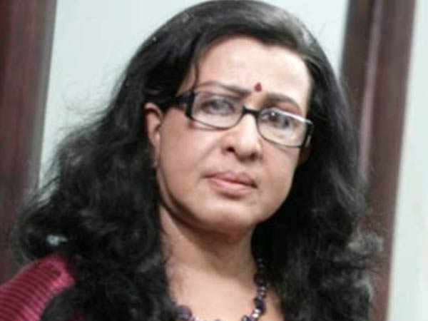 கலாச்சாரத்தை மீறக்கூடாது...