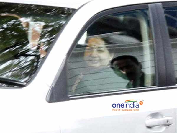 கண்ணில் பட காத்திருந்தவர்கள்
