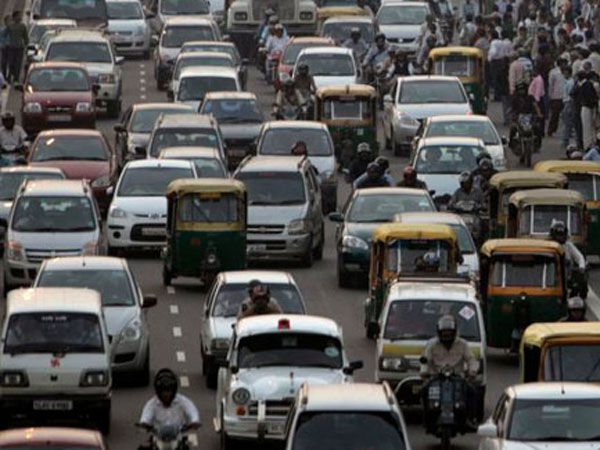 அதிகாலையில் டிராபிக் ஜாம்