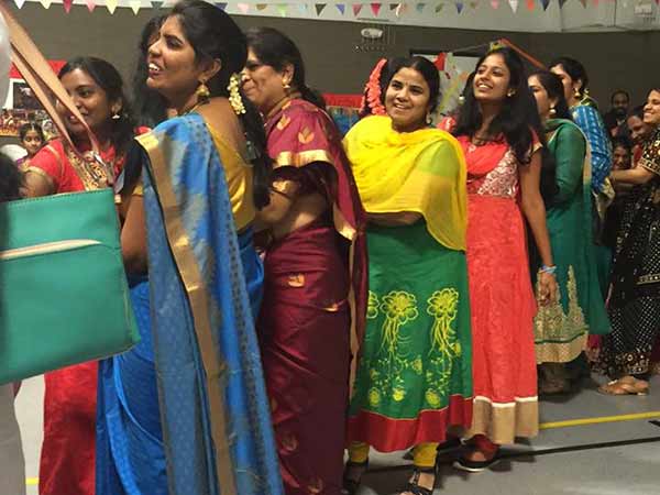 நகைச்சுவை பட்டிமன்றம்