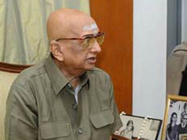 பல கட்சியினர்