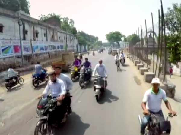 சிறப்பு அழைப்பு...
