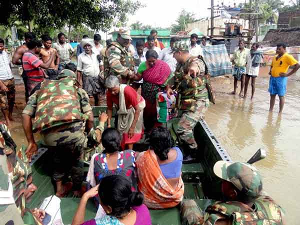 அரசியல் ஆதாயம்