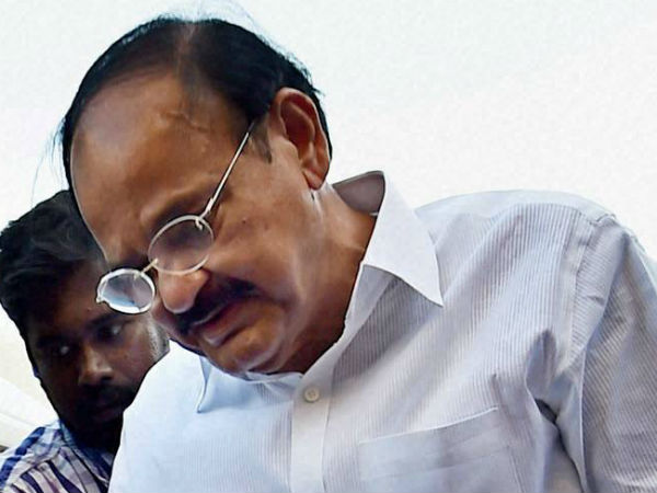 தரம் குறைந்த அரசியல்