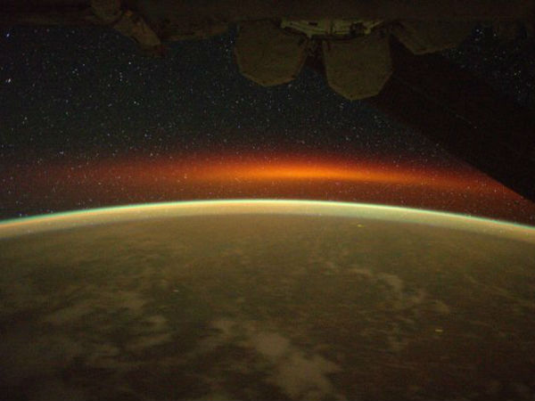 விண்வெளியின் வாசம்...