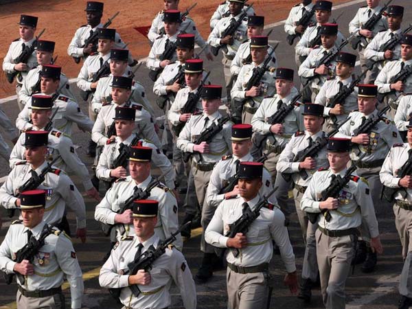 முதல் முறையாக வெளிநாட்டு ராணுவம்