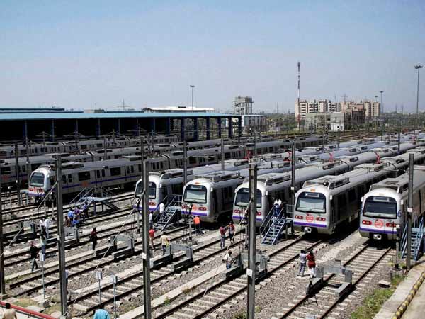 கட்டுப்பாட்டு அறைக்கு மாற்றம்: