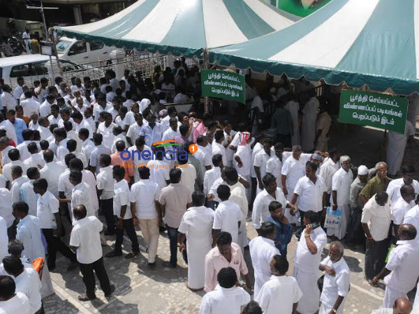 அம்மாவுக்கும் சேர்த்து...