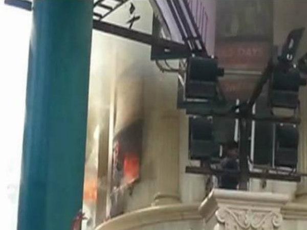 Major fire mishap at a mall in Bangalore, no one injuried