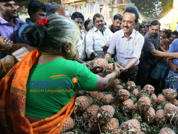 கோயம்பேடு காய்கறி சந்தை