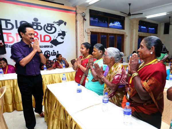 நடமாடும் அங்காடிகள்... நடமாடும் அங்காடிகள்...