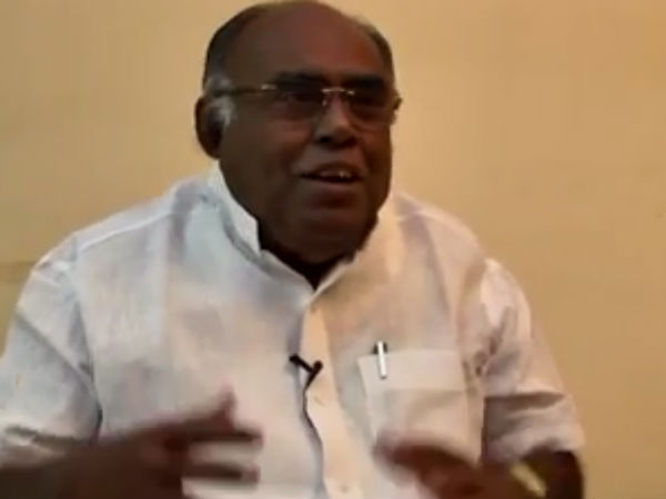 தொழிலாக மாறிய அரசியல்...