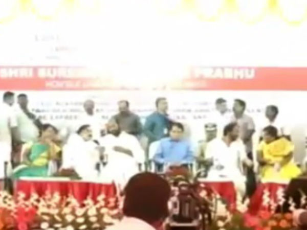 ஆனா நீண்ட நேரம் நீடிக்காத ஒற்றுமை