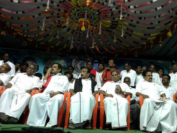 சாதனையாளன் யார்?