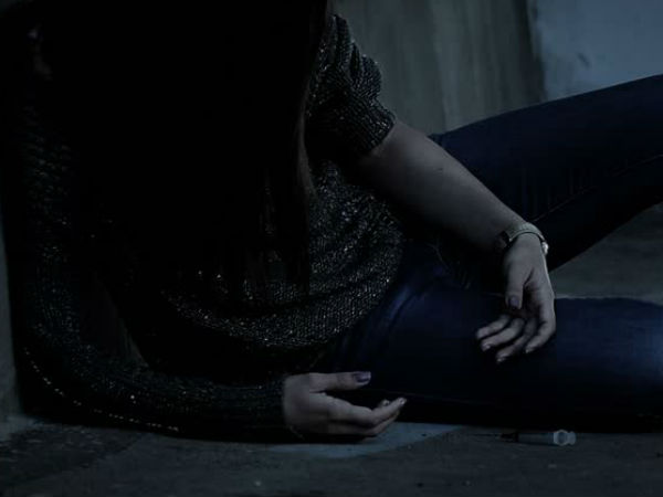 போதைப் பொருள் பழக்கம் போதைப் பொருள் பழக்கம்