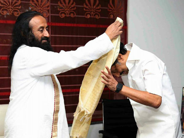 SriSri Ravi Shankar meets Stalin