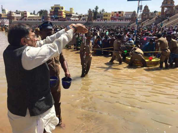 அதிகரித்த செல்பி… அதிகரித்த செல்பி…