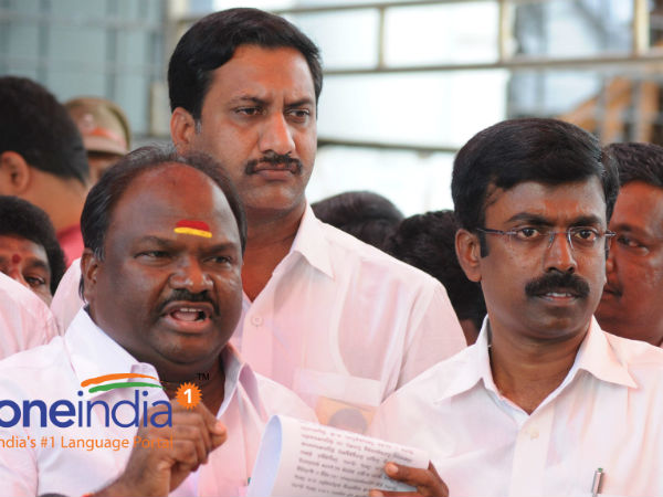 பேச அனுமதிக்கவில்லை