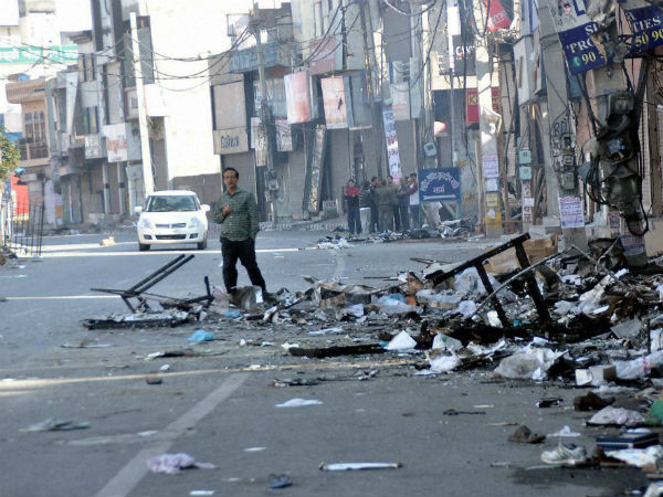 அவசர ஆலோசனை...