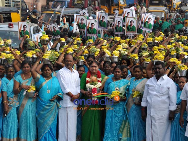 பால் குடம்