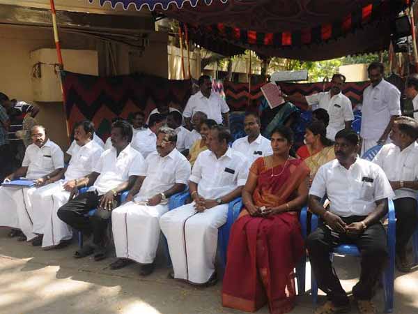 திமுக கரை வேட்டையில்